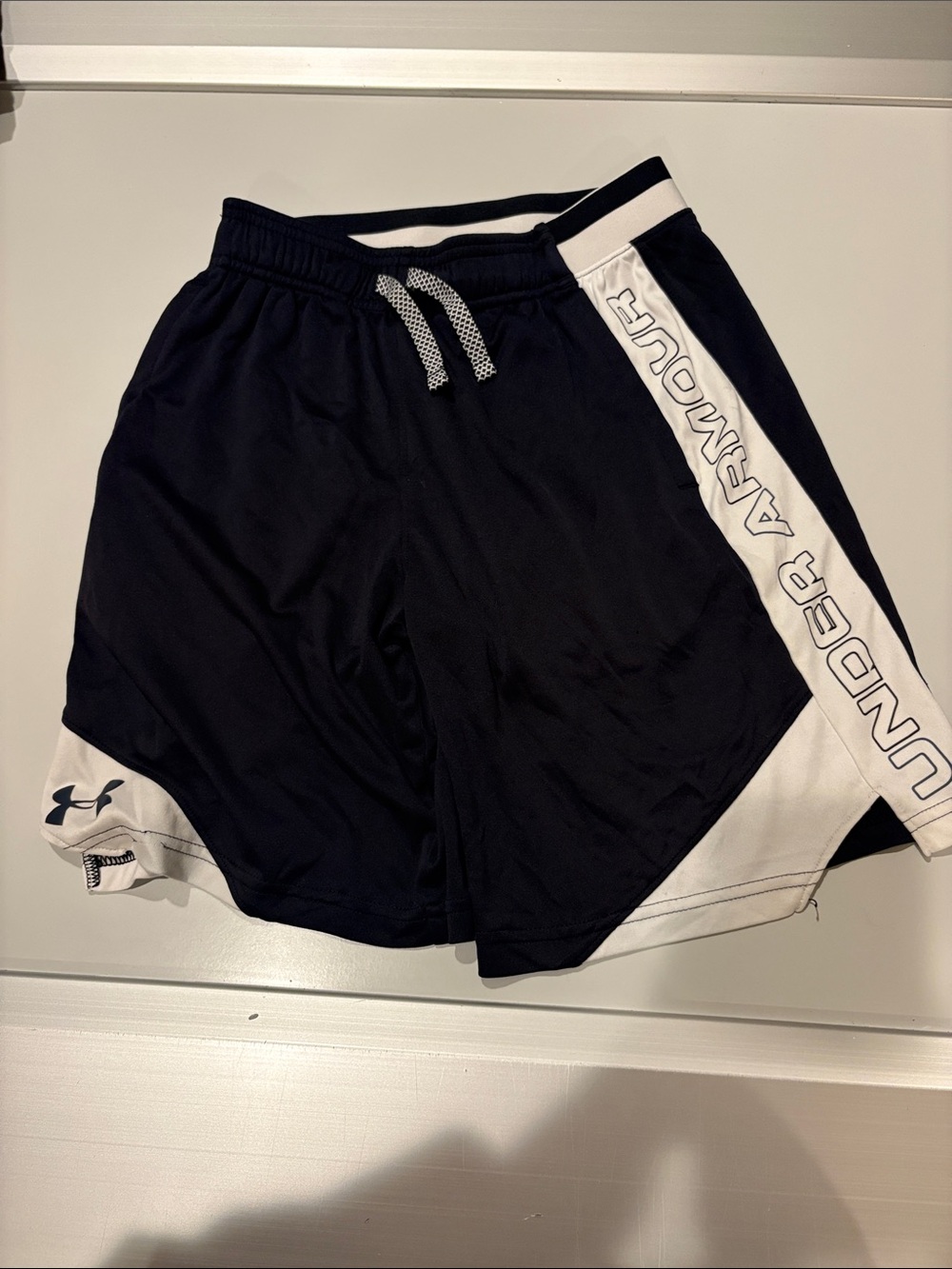 Under Armour Boys' HeatGear Armour Shorts Black & white Medium